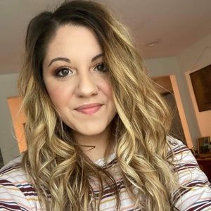 Meet your Posher, Marisa